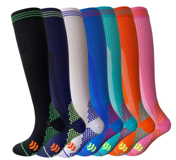 8 Hours at a Desk? Compression Socks Helped Me Unwind My Legs