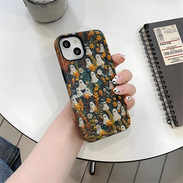 Halloween Skull Ghost Hard Phone Case for iPhone 17 / 16 / 15