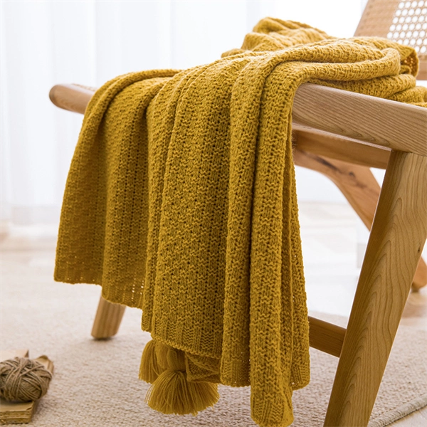 Handwoven Throw Blanket with Tassels - Soft Couch & Bed Runner for Office & Home