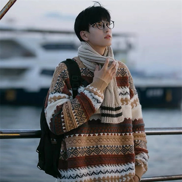 Men’s Thick Knit Holiday Sweater – Vintage Japanese Casual Winter Style