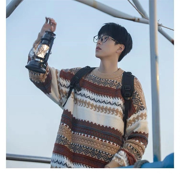 Men’s Thick Knit Holiday Sweater – Vintage Japanese Casual Winter Style