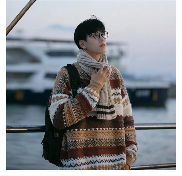 Men’s Thick Knit Holiday Sweater – Vintage Japanese Casual Winter Style