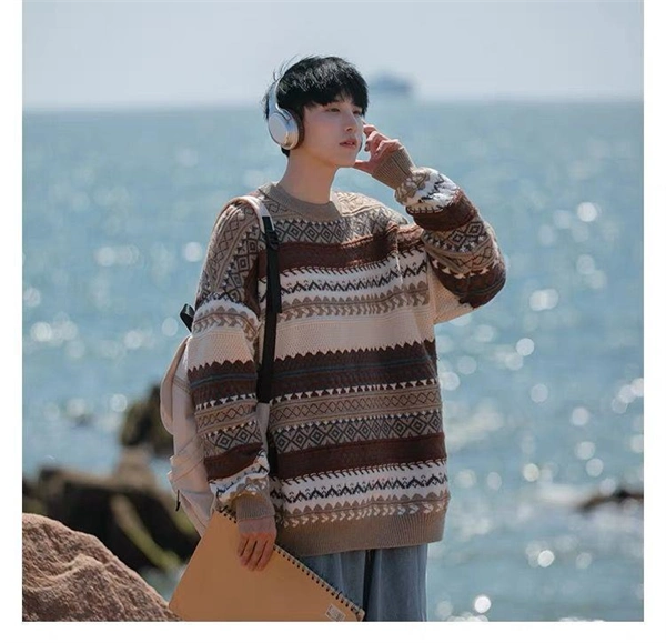 Men’s Thick Knit Holiday Sweater – Vintage Japanese Casual Winter Style