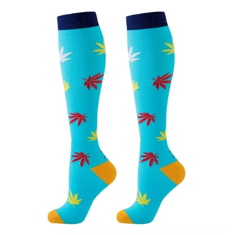 ROYALUCK 6-Pack Maple Leaf Compression Socks