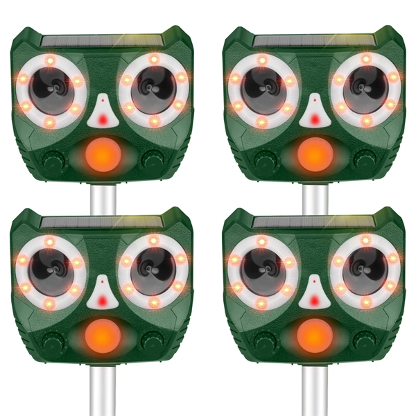 Ultrasonic Animal Repeller Outdoor, Solar Powered Squirrels Repeller Waterproof Deer Repeller for Dog, Cat, Squirrels, Bird, Rabbit, Deer, Raccoon Farm Yard Garden