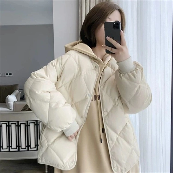 Women's Lightweight Down Jacket – Elegant Winter Coat, Warm & Stylish Outerwear