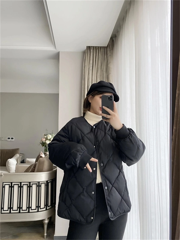 Women's Lightweight Down Jacket – Elegant Winter Coat, Warm & Stylish Outerwear