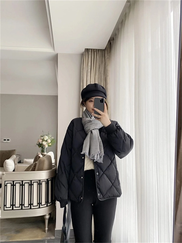 Women's Lightweight Down Jacket – Elegant Winter Coat, Warm & Stylish Outerwear