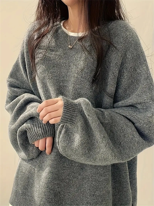 Women's Crewneck Sweater with Lantern Sleeves - Oversized Knit Pullover with Side Slits for Fall & Winter