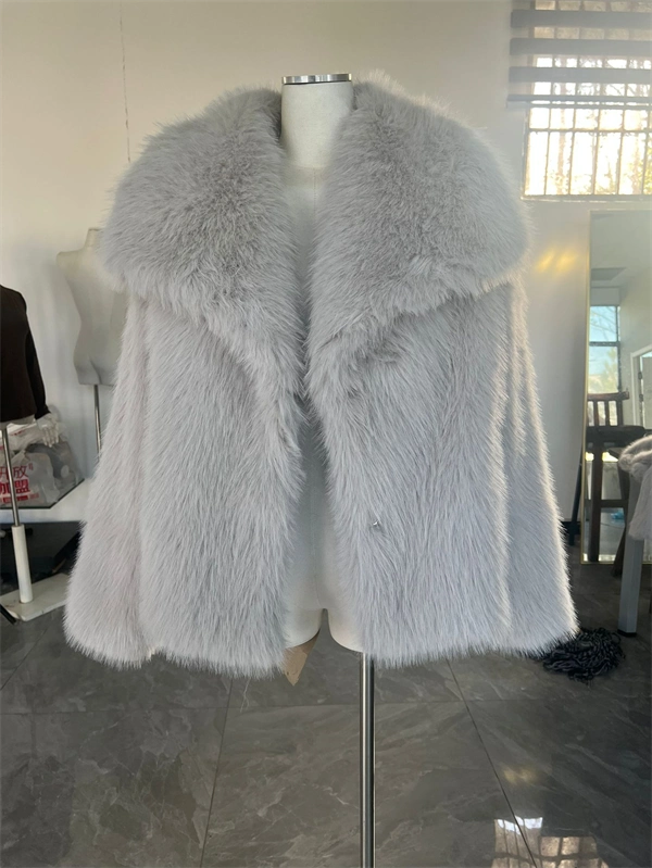 Women's Cropped Faux Fur Jacket