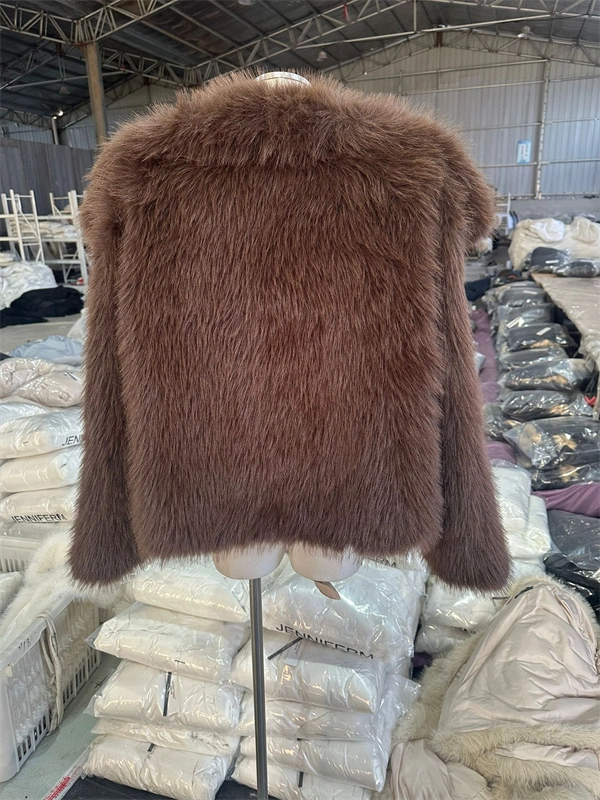 Women's Cropped Faux Fur Jacket