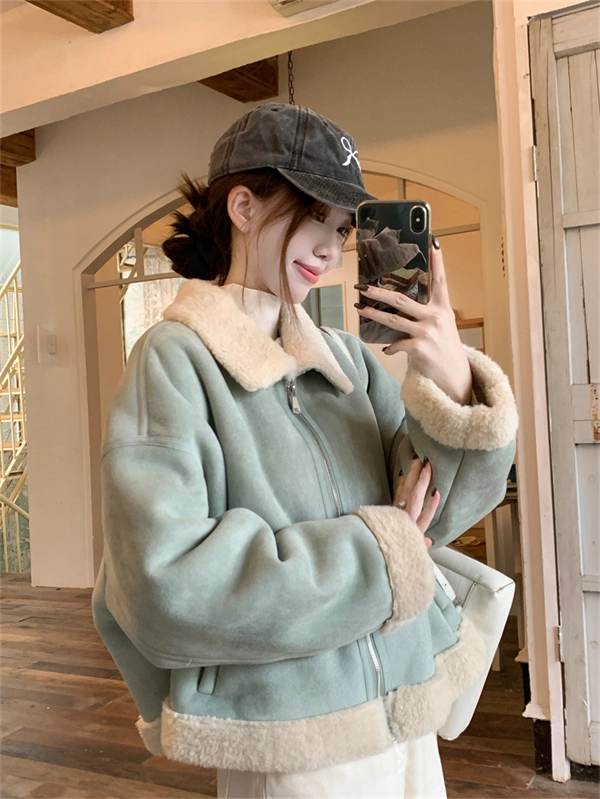 Women’s Faux Shearling Jacket – Cozy Autumn & Winter Warm Coat, Elegant Chic Style