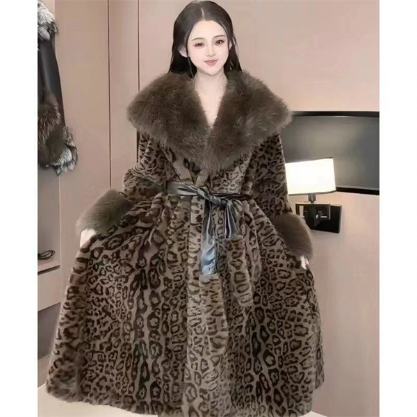 Women's Leopard Print Gold Mink Velvet Coat – Loose Fit, Elegant & Stylish Outerwear