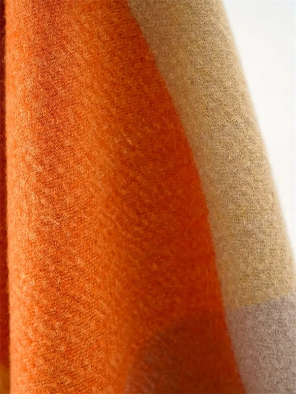 Women's Oversized Plaid Poncho Shawl - Fringed Wrap Cardigan for Fall Winter