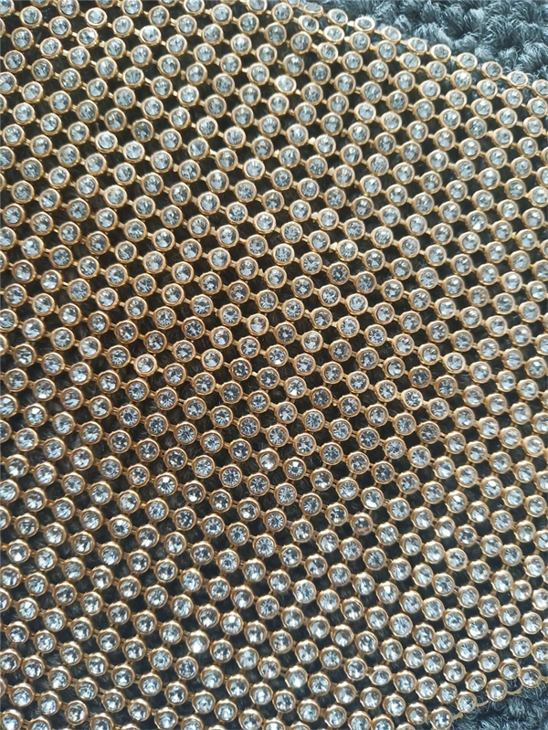 Women's Party Rhinestone Face Mask – Shiny Metallic Mesh Masquerade Club Accessory