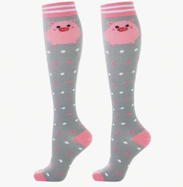 ROYALUCK 6 Pairs Women Cartoon Pig Pattern Long Socks