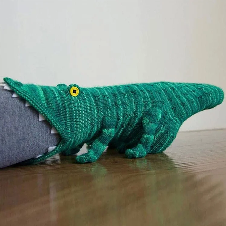 Funny Knitting Cuff Crocodile Animal Pattern Shark Socks