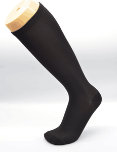 Pure color compression socks- simple but energy.