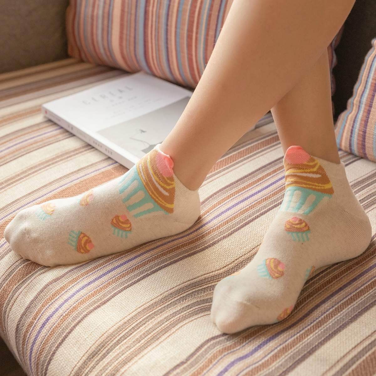 SWEET CUPCAKE WOMEN'S LOW CUT SOCKS - Best Compression Socks Sale